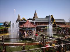 -呀路古热带植物园-恐龙馆