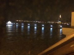 房间夜景-老味道民宿(栈桥店)