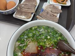 -伊穆祥牛肉面总店·清真