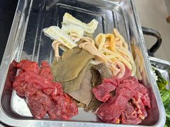 -金鼎雪山牦牛杂火锅(理县总店)