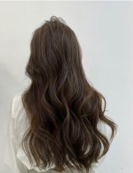 -诗悦发型烫染SALON
