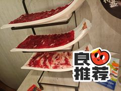 -左庭右院鲜牛肉火锅(浦江欢乐颂店)