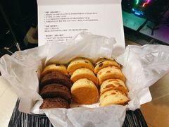 -SKROLL卡特司库·蛋糕定制·生吐司·司康(古北程家桥店)