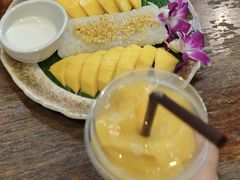 -Dang restaurant (patong phuket)