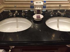 -广州富力丽思卡尔顿酒店