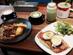 -The Daily Fix Cafe