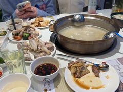 -烹然四季椰子鸡火锅(姚家园万象汇店)