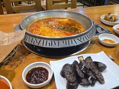-喇喇排骨火锅·传统韩式脊骨汤(望京西园总店)