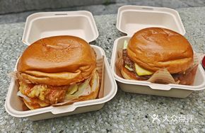 Buffalo Hot Sauce Fried Chicken Burger
