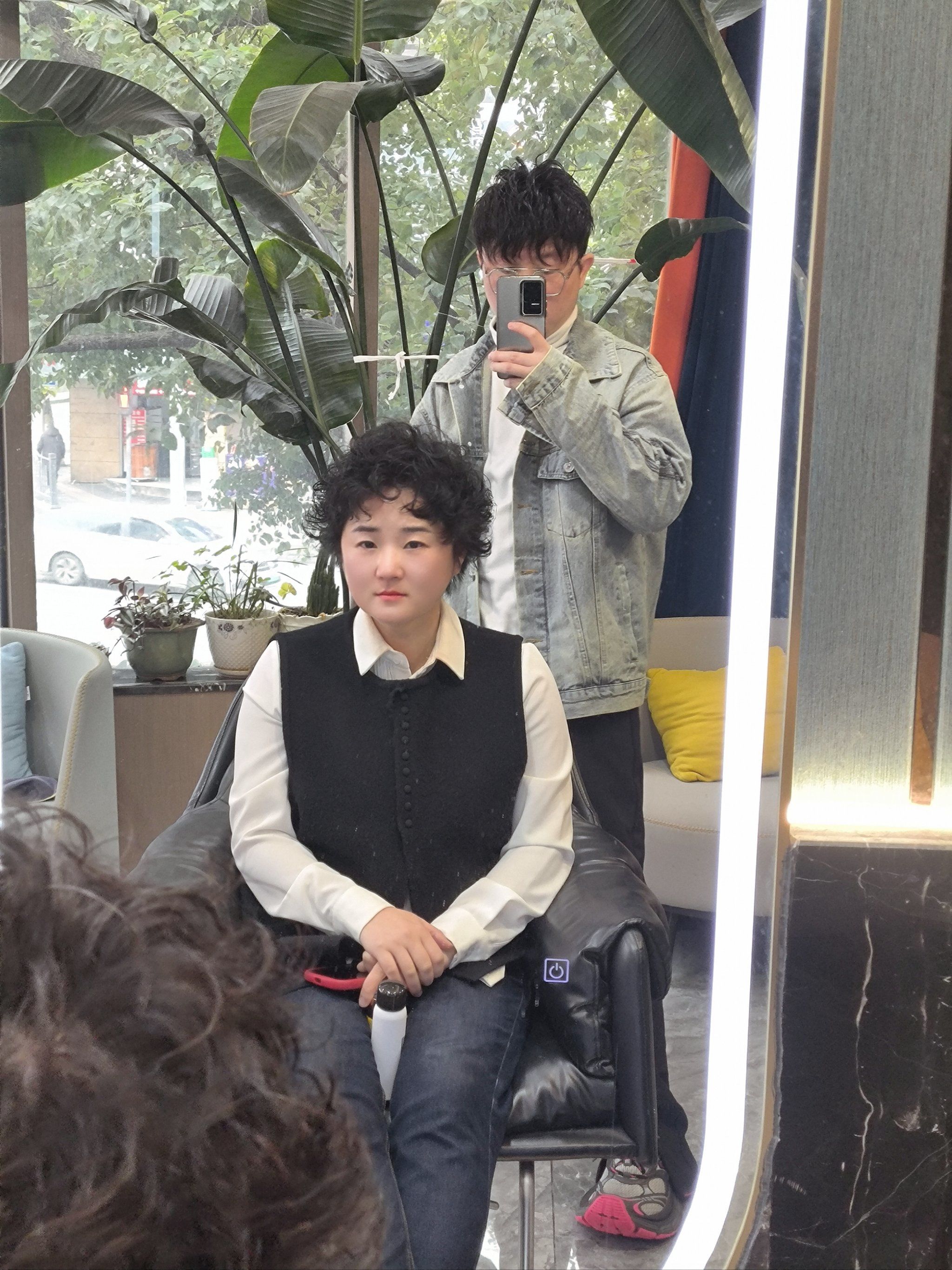 「短发菠萝烫」全头开花的小心机✨
