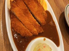 -玛格萝妮比萨屋(四平店)