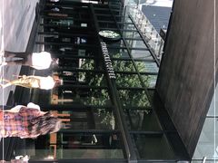 -星巴克(前滩世贸中心店)