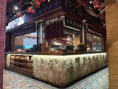 -吃饭皇帝大(长宁龙之梦店)