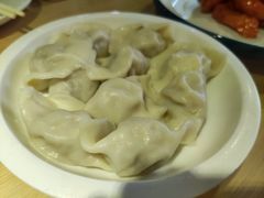 酸菜馅饺子-关东小磨东北菜(上海长风大悦城店)
