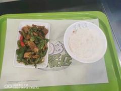-老乡鸡(潘集世瑞大厦店)
