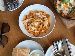 -ROAST coffee & eatery