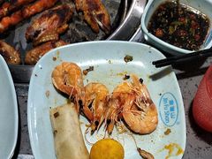 -金滏山烤肉·海鲜·火锅自助餐厅(襄阳万达店)