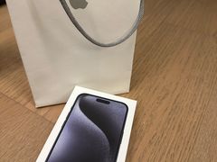 -Apple零售店(深圳益田假日广场店)