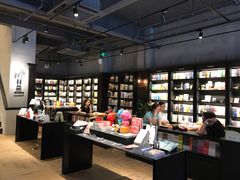 -阅西安新华书店(翠华南路店)