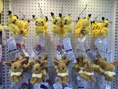-BSX潮玩·任天堂.宝可梦卡牌道馆(大宁国际店)