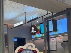 -喜茶(北京华贸购物中心店)