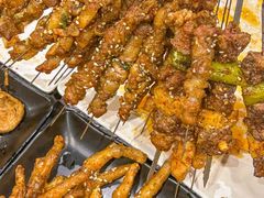 -亮亮烧烤(积玉桥总店)
