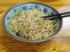 -无名氏宵夜小摊(祝家三姐妹馄饨店)
