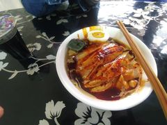 -何老二卤汁凉粉