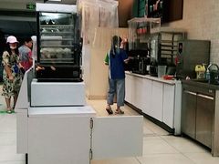 -全家便利店(江湾镇站店)