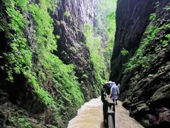 -龙水峡地缝景区