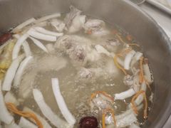 -喃喃椰·糟粕醋·椰子鸡火锅(七堡花园店)