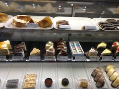 面包甜点陈列柜-布朗尼西饼(粮道街店)