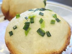 鲜肉生煎-白玉兰传统小吃