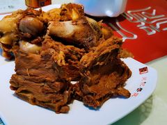 -吴记酱骨炖菜馆(西大直街店)