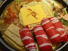-WOW LUCKY创意韩料(龙阳广场店)