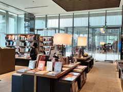 -茑屋书店(天目里店)