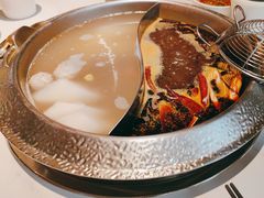 -左庭右院鲜牛肉火锅(金山万达店)