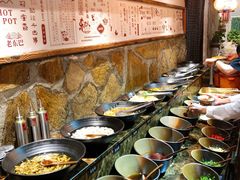 自助调料区-东巴人鱼豆花火锅(幸福街店)