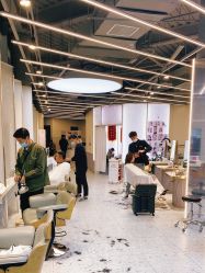-PE SALON 