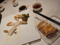 -广府汤语·靓汤·早茶·小粤菜(仁恒梦店)