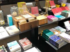 -阅西安新华书店(翠华南路店)