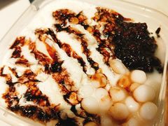 招牌白雪黑糯米冰粉-甜心闲生传统手工冰粉(太古里店)