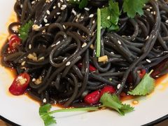 -小鱼小牛·鱼牛干锅·脆鱼火锅(世欧广场店)