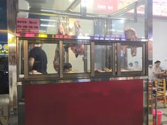 -民族烤羊·烤羊肉串·烤羊排(南城店)