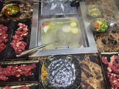 -牛里牛气· 榴莲海鲜鲜牛肉自助火锅·烤肉(横岗店)