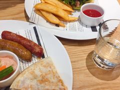 -LO CALCOW卡路力轻食主义餐厅(陆家嘴店)