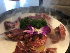 -三不牛腩(宾虹路店)