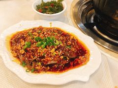 -渝君重庆火锅(嘉宾路店)