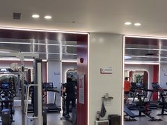 -英派斯健身旗舰店(海信国际中心馆)