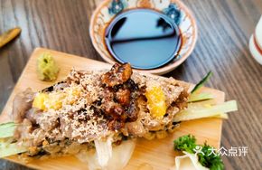 Beef and Foie Gras Taco Sushi